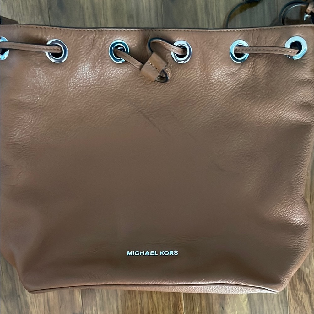 Michael Kors Tan Leather Shoulder Bag - Picture 4 of 4